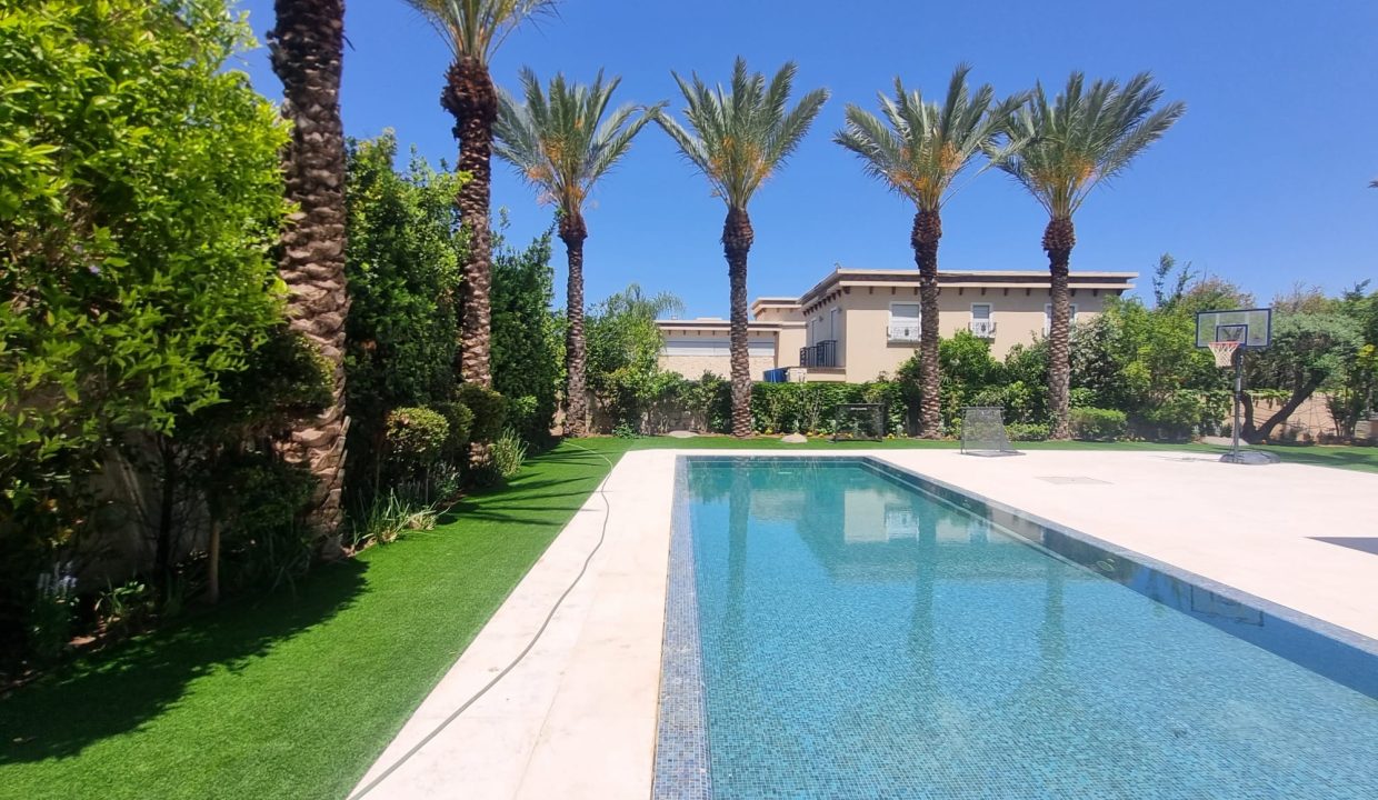 וילה למכירה בקיסריה - החברה לנדלן קיסריה