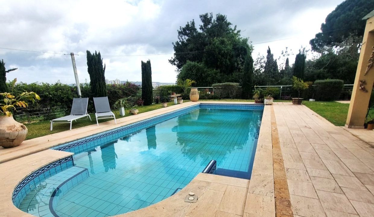 קוטג' להשכרה בקיסריה