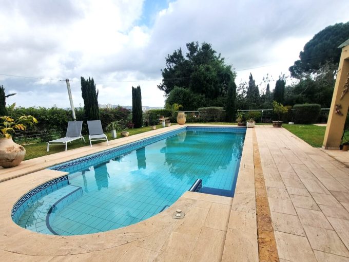 קוטג' להשכרה בקיסריה