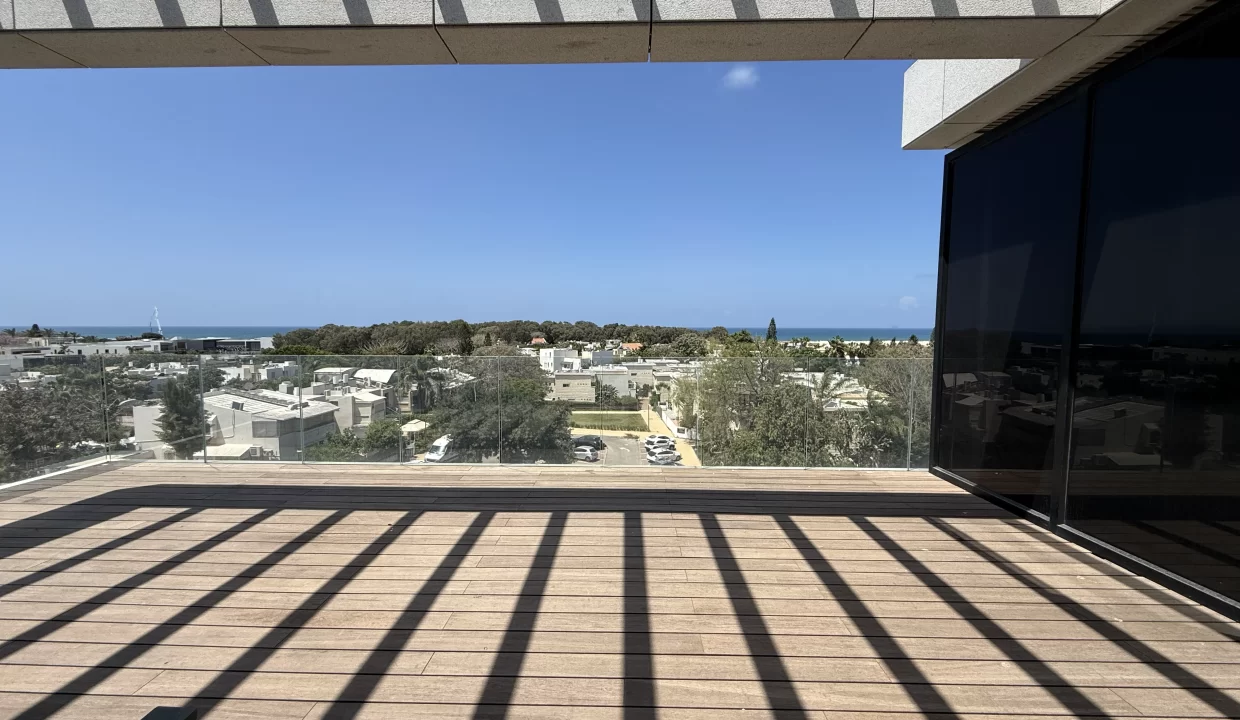 דירה להשכרה בקיסריה - החברה לנדלן קיסריה