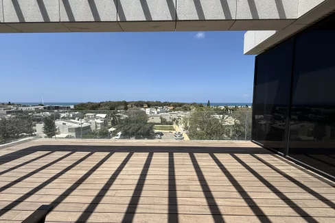 דירה להשכרה בקיסריה - החברה לנדלן קיסריה